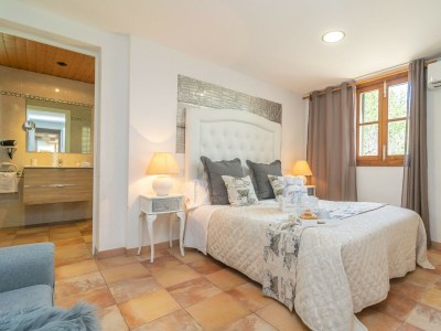 Villa Refugi De Les Aguiles - Features photo 40