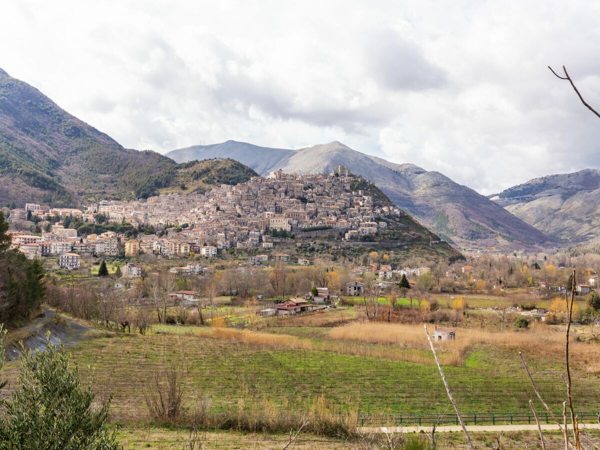 Cottage Geschmackvolles Herrenhaus in Morano Calabro mit Balkon - Outdoor photo 2