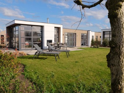 Chalet Marina Strandbad Chalet IJsselFlow House No. 38 in Olburgen - Chalet