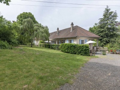 Holiday house Burgundy Poolside Getaway - Outdoor photo 5