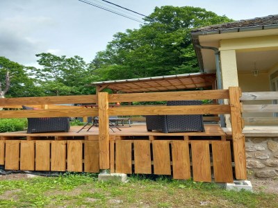 Holiday house Burgundy Poolside Getaway - Outdoor photo 11