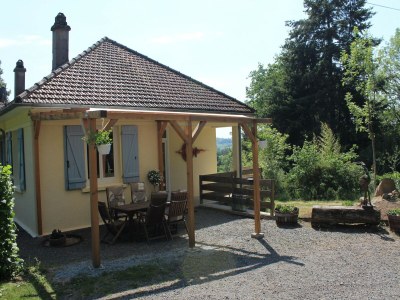 Holiday house Burgundy Poolside Getaway - Outdoor photo 12