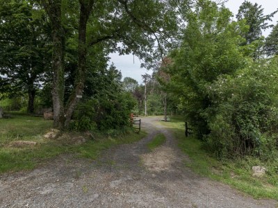 Holiday house Burgundy Poolside Getaway - Environment photo 39