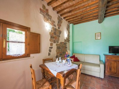 Apartment Tuscan Escape for Families - Features photo 23