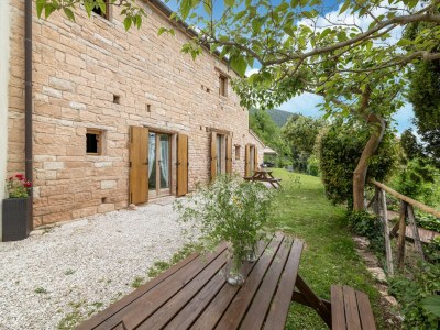 Holiday house Apartment in a CountryHouse with pool - Outdoor photo 16