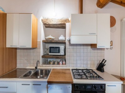 Holiday house Apartment in a CountryHouse with pool - Features photo 26