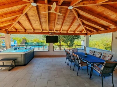 Villa Villa Dvori Stipanovi with heated Pool and Jacuzzi - Outdoor photo 7