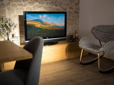 Villa Villa Dvori Stipanovi with heated Pool and Jacuzzi - Features photo 22