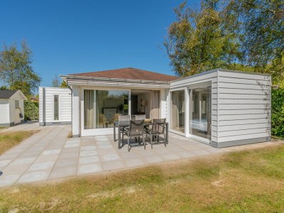 Holiday apartment Bongerd 17 - Outdoor photo 3