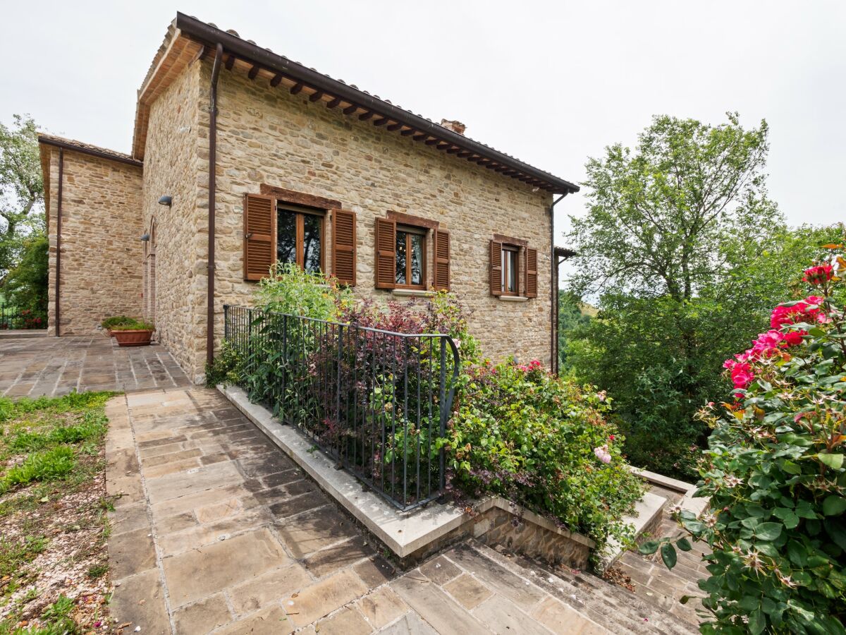 Villa Villa in Belforte near Sasso Simone Park - Outdoor photo 2