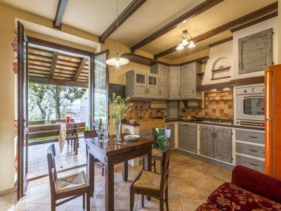 Holiday house Tranquil Retreat with Valley Views - Features photo 12