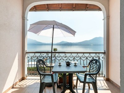 Cottage Apartment in Oggebbio with Sea View Terrace - Outdoor photo 4