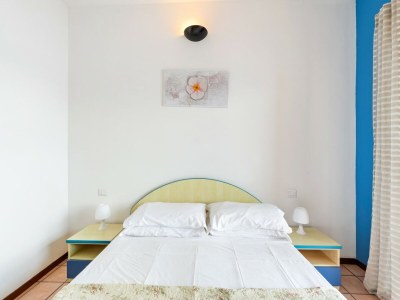 Cottage Apartment in Oggebbio with Sea View Terrace - Features photo 19