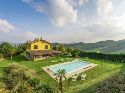 Villa Villa in Piandimeleto mit Pool und Sauna - Outdoor photo 8