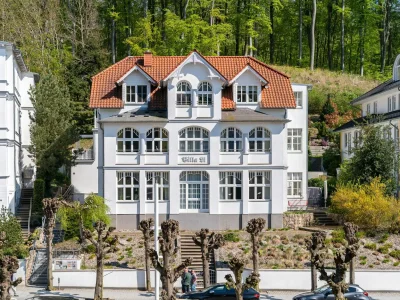 Holiday apartment Villa Li in Sellin | Wohnung 1 | Herzmuschel - Outdoor photo 8