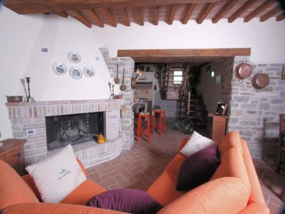 Apartment Belvilla by OYO La Rocca Autunno - Features photo 24