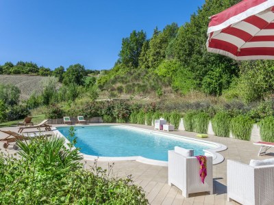 Apartment Holiday Home in Belforte with Pool - Outdoor photo 5