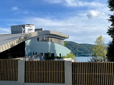 Holiday house Lake house with private bathing jetty - Outdoor photo 4