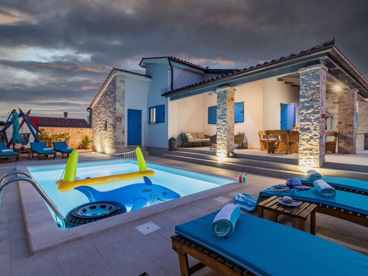 Holiday house Villa Batana