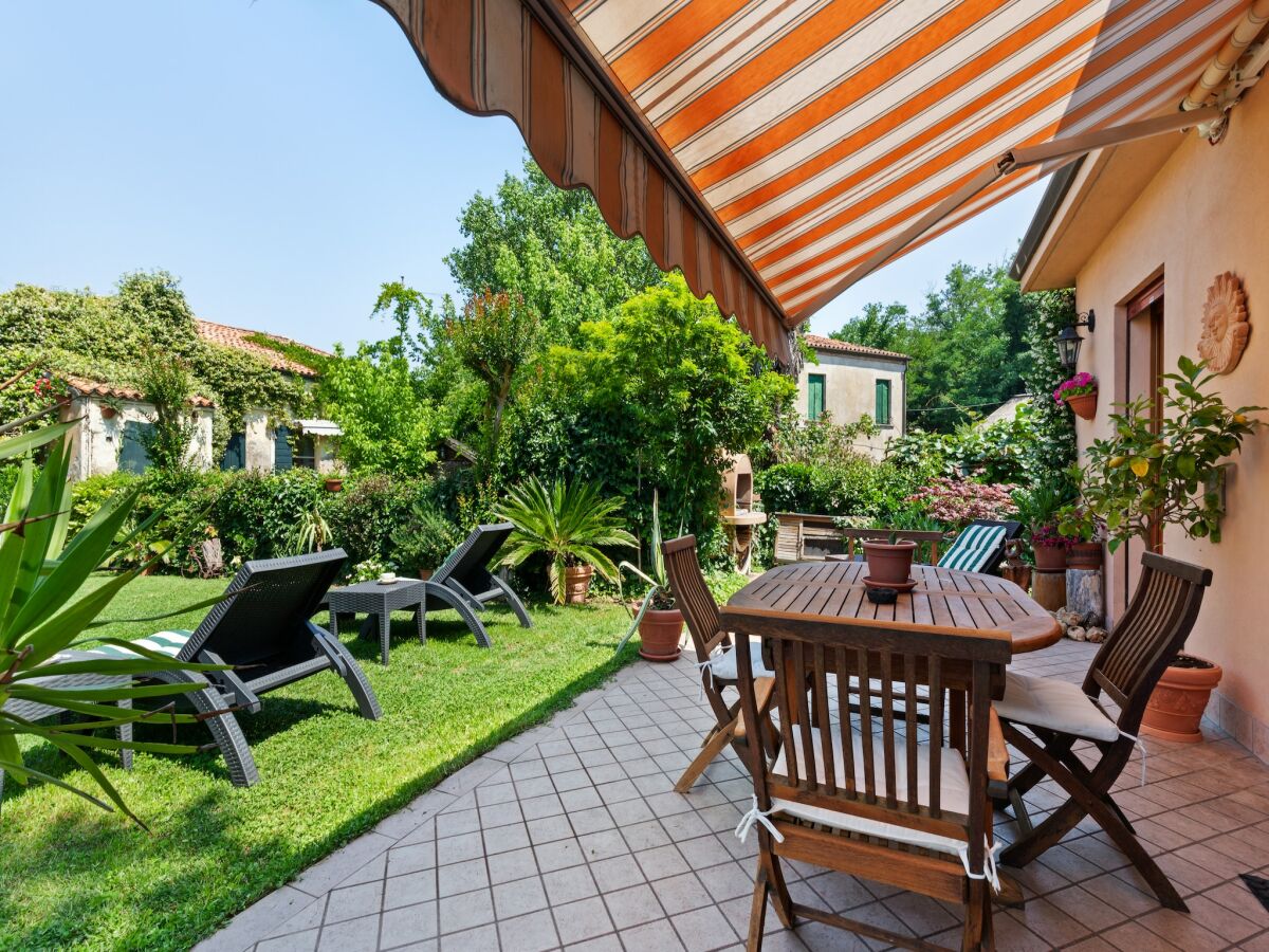 Villa Malerische Villa in Lido di Venezia mit Garten - Outdoor photo 4