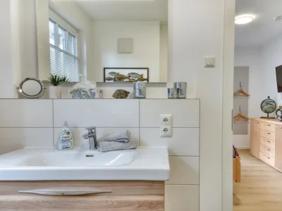 Holiday apartment MeerZeit 05 / Villa Düne Binz - Outdoor photo 9