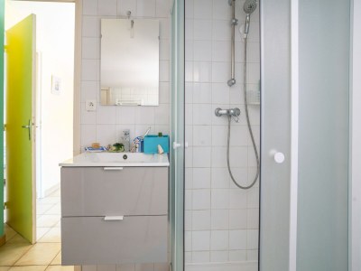 Holiday house Pretty holiday home with garden and hot tub - Features photo 19