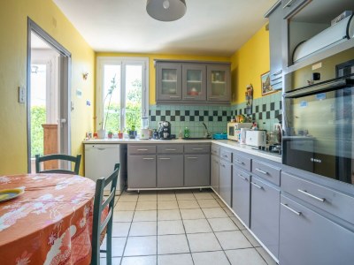 Holiday house Pretty holiday home with garden and hot tub - Features photo 21