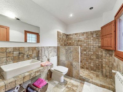 Holiday house Ferienhaus Montseny mit Pool - Features photo 39