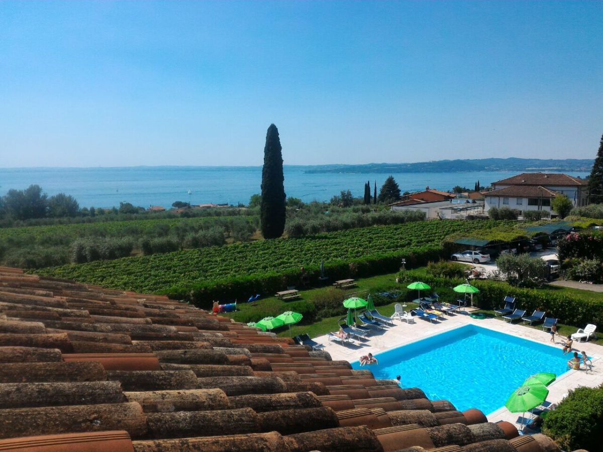 Apartment Residence Corte Ferrari - Outdoor photo 5