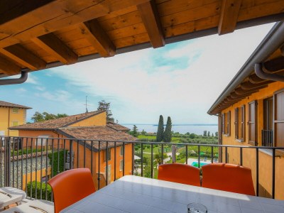 Apartment Residence Corte Ferrari in Moniga del Garda - Apartment