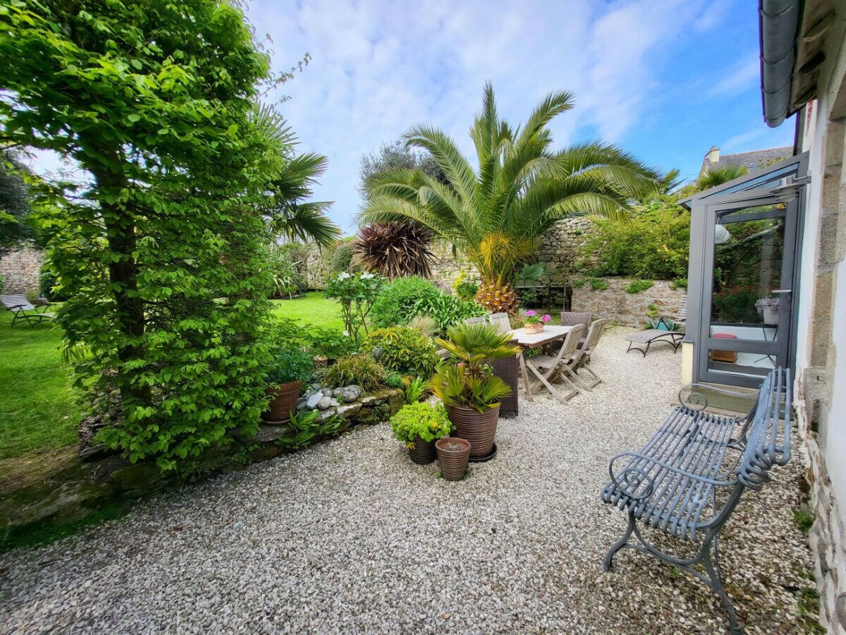 Holiday house 690-Charming villa in a lush garden - Outdoor photo 3