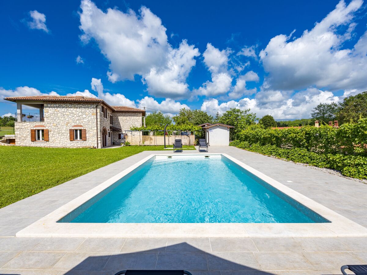 Villa Villa Katarina - Old Stone House with Private Pool