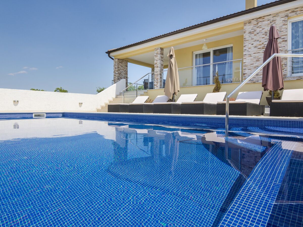 Villa Villa Land with Private Pool - Outdoor photo 2