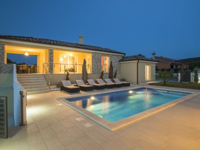 Villa Villa Land with Private Pool - Outdoor photo 12