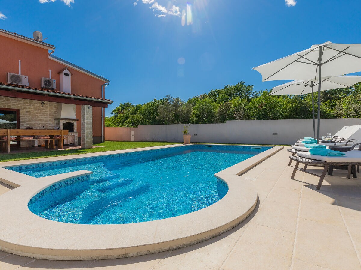 Villa Wonderful Villa Prisedi with Private Pool