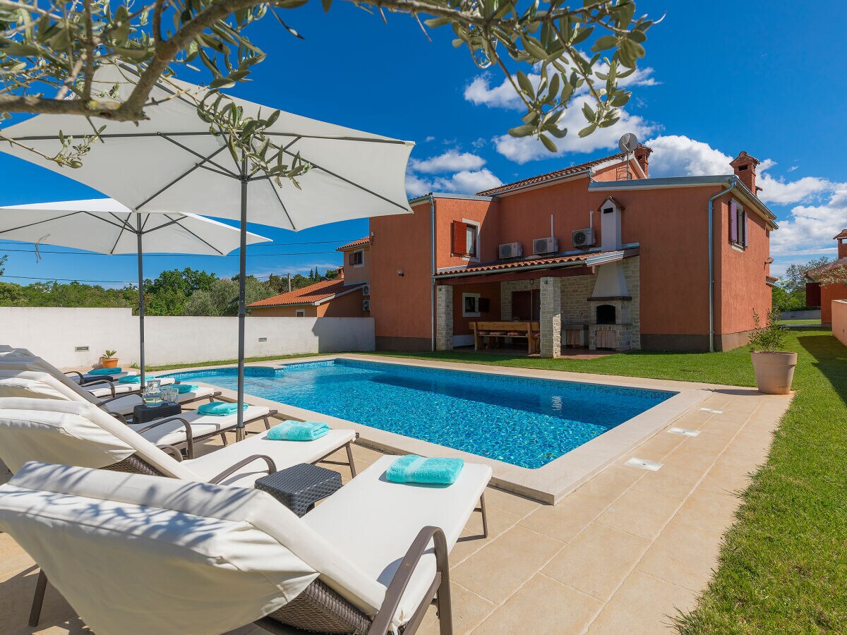 Villa Wonderful Villa Prisedi with Private Pool - Outdoor photo 4