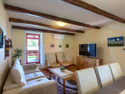 Villa Wonderful Villa Prisedi with Private Pool - Features photo 19