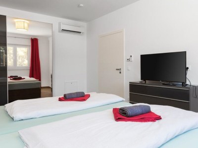 Villa Villa Histra - Private Pool, Sea View, 5 Bedrooms - Features photo 27