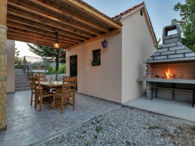 Holiday house Villa Danica with Pool - Outdoor photo 13