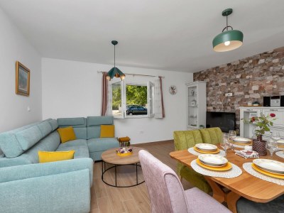 Holiday house Villa Danica with Pool - Features photo 19