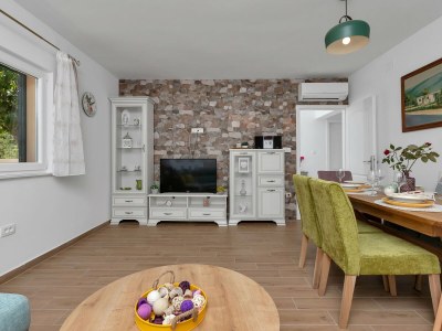 Holiday house Villa Danica with Pool - Features photo 20