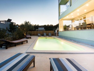 Villa Villa with Pool and Sea View in Fazana - Horizont - Outdoor photo 11