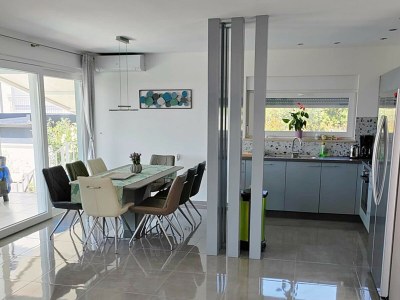 Villa Villa with Pool and Sea View in Fazana - Horizont - Features photo 38