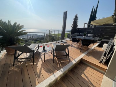 Holiday apartment Deluxe Sunrise Sky Terrace Design Apartment 180Â° Lake - Features photo 10