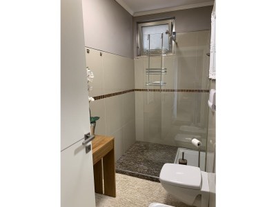 Holiday apartment Deluxe Sunrise Sky Terrace Design Apartment 180Â° Lake - Features photo 17