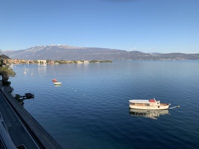 Holiday apartment Deluxe Sunrise Sky Terrace Design Apartment 180Â° Lake - Environment photo 28