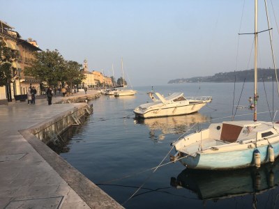 Holiday apartment Deluxe Sunrise Sky Terrace Design Apartment 180Â° Lake - Environment photo 32