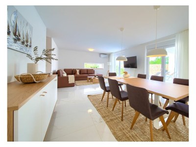 Villa Terra with heated pool - Features photo 15