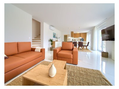 Villa Rossa with heated pool - Features photo 21