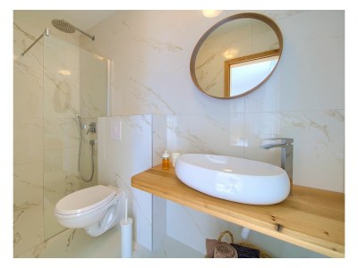 Villa Rossa with heated pool - Features photo 30